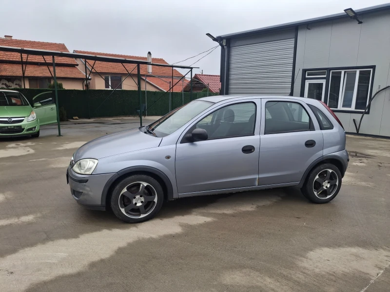 Opel Corsa 1.3 CDTI 2004 Klima, снимка 9 - Автомобили и джипове - 52591636