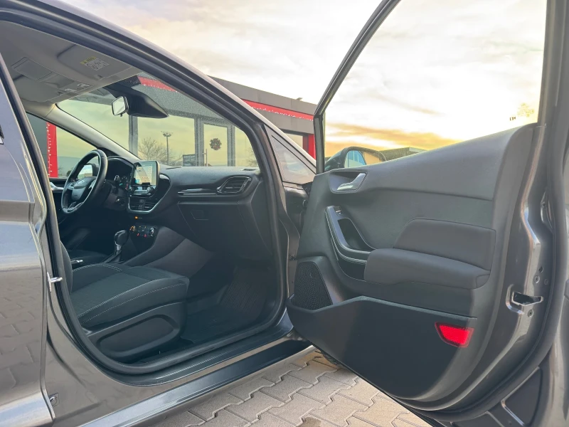 Ford Fiesta TITANIUM AVTOMAT TOP, снимка 13 - Автомобили и джипове - 52869782