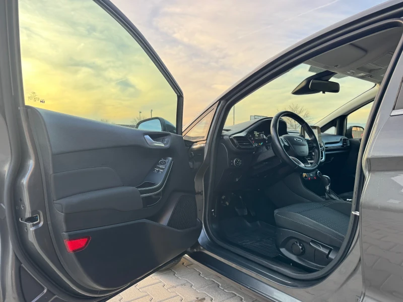 Ford Fiesta TITANIUM AVTOMAT TOP, снимка 8 - Автомобили и джипове - 52869782