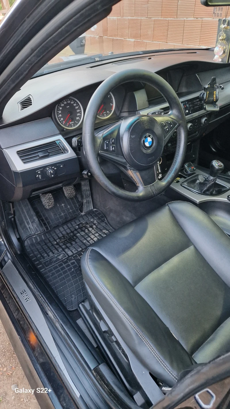 BMW 530 Доста екстри за модела , снимка 8 - Автомобили и джипове - 52937329