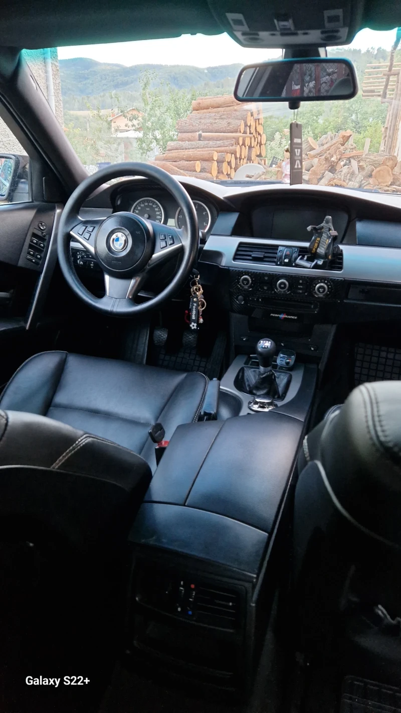 BMW 530 Доста екстри за модела , снимка 6 - Автомобили и джипове - 52937329