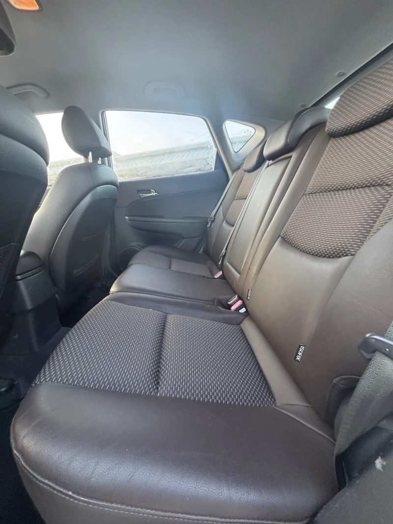 Hyundai I30 2.0 Бензин, снимка 10 - Автомобили и джипове - 53144755