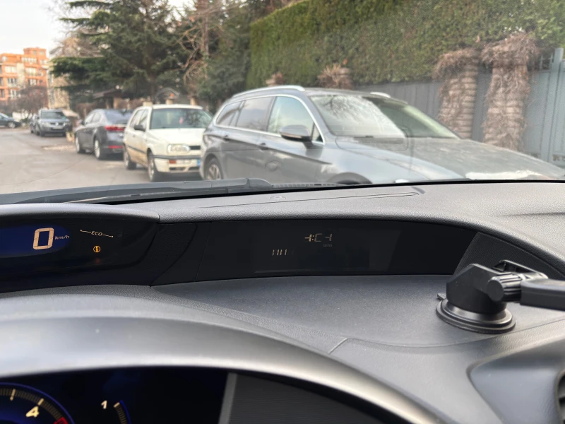 Honda Civic  2.2 i-CTDi, снимка 13 - Автомобили и джипове - 53213831