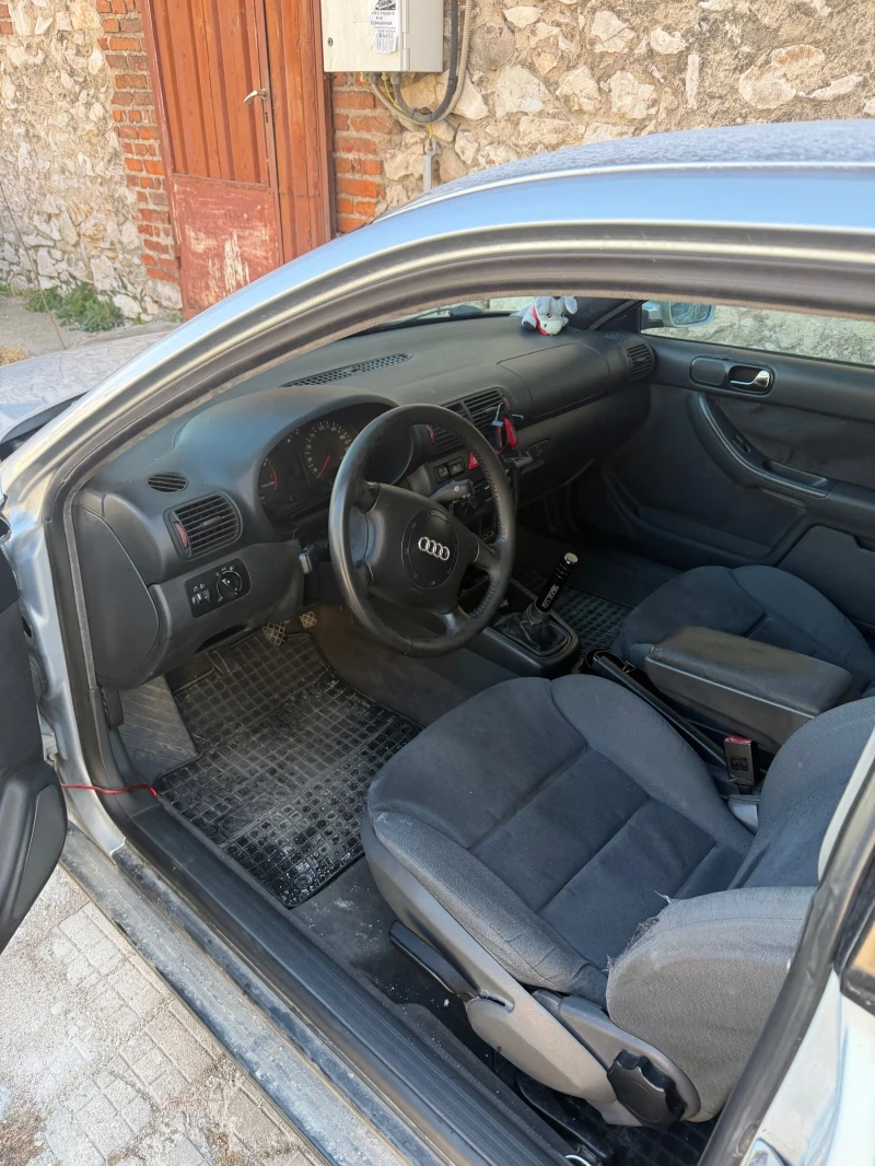 Audi A3 1.6 бензин газ, снимка 7 - Автомобили и джипове - 53214996