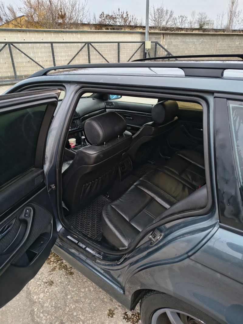 BMW 525, снимка 8 - Автомобили и джипове - 53431930