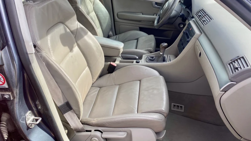 Audi A4 2.0 turbo, снимка 2 - Автомобили и джипове - 53539079