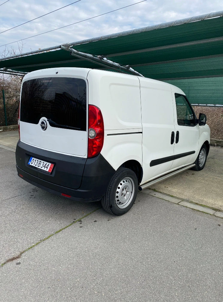 Opel Combo Opel Combo 1.3 CDTI * AC* EURO5, снимка 6 - Автомобили и джипове - 47098552