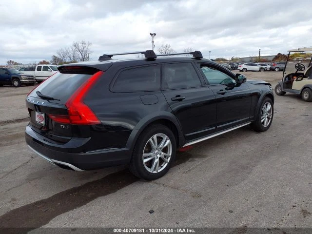 Volvo V90 Cross Country T5* FULL LED* AWD, снимка 6 - Автомобили и джипове - 48619013