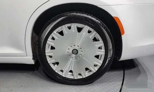 Chrysler 300c  - изображение 5