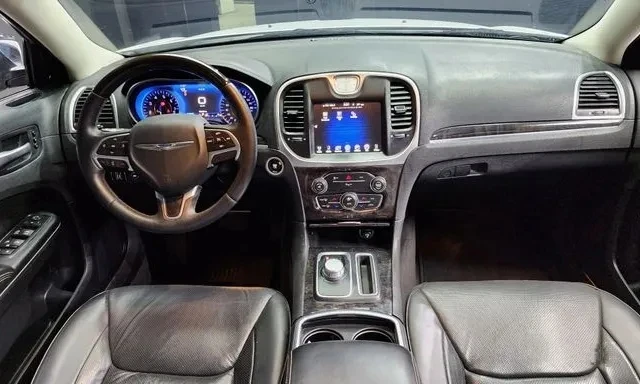 Chrysler 300c  - изображение 7