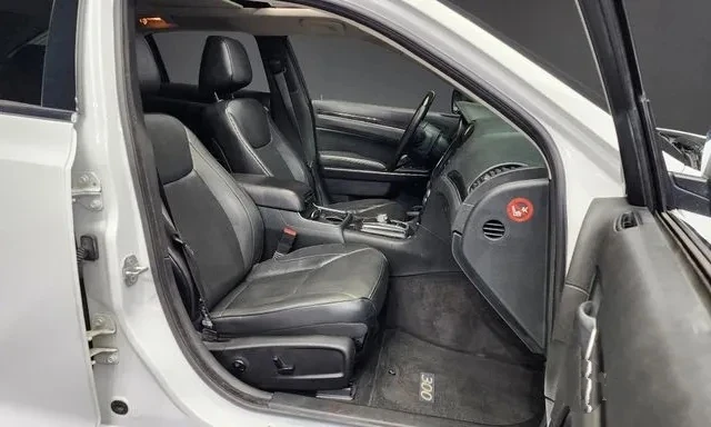 Chrysler 300c | Mobile.bg   11