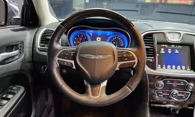 Chrysler 300c | Mobile.bg   13