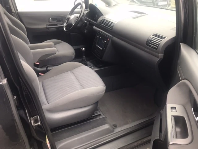VW Sharan 7 места/Navi/, снимка 9 - Автомобили и джипове - 53615793