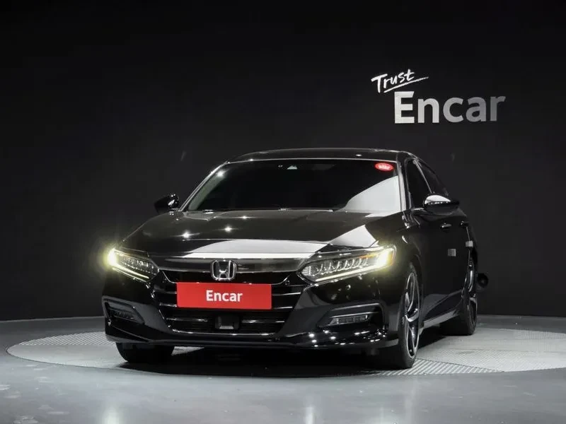 Honda Accord 2.0T SPORT, снимка 3 - Автомобили и джипове - 55796314