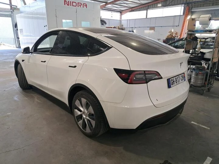 Tesla Model Y Long Range Dual Motor AWD Pano LED Navi Leather, снимка 4 - Автомобили и джипове - 56115552