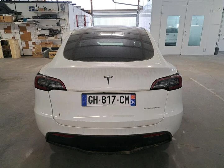 Tesla Model Y Long Range Dual Motor AWD Pano LED Navi Leather, снимка 5 - Автомобили и джипове - 56115552