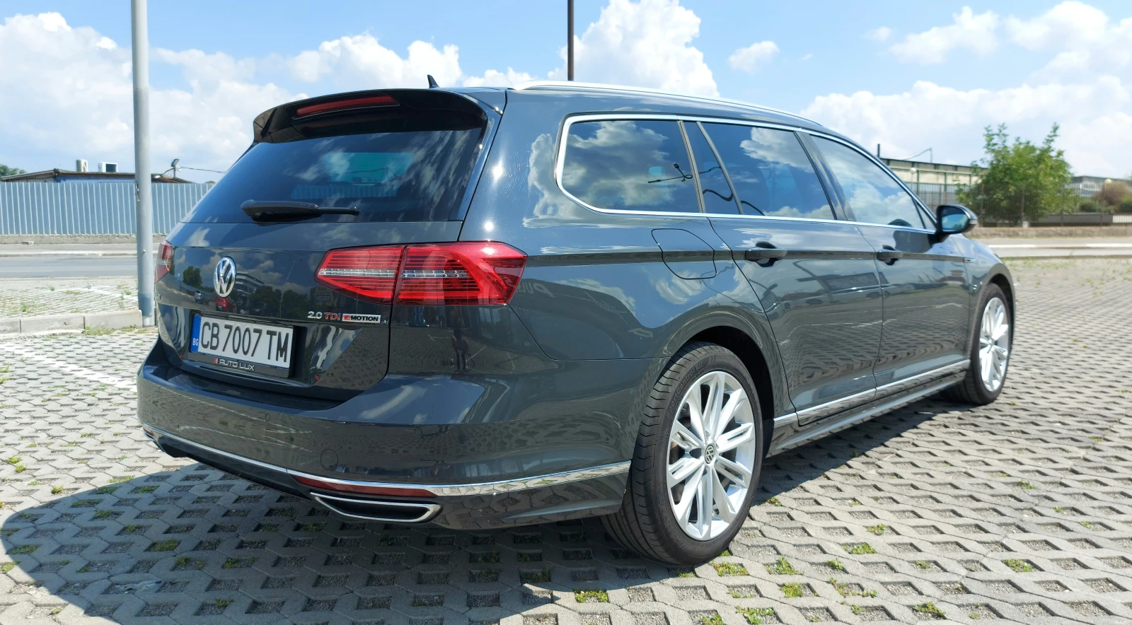 VW Passat 2.0Bi-TDI R-Line 125000 км - изображение 8