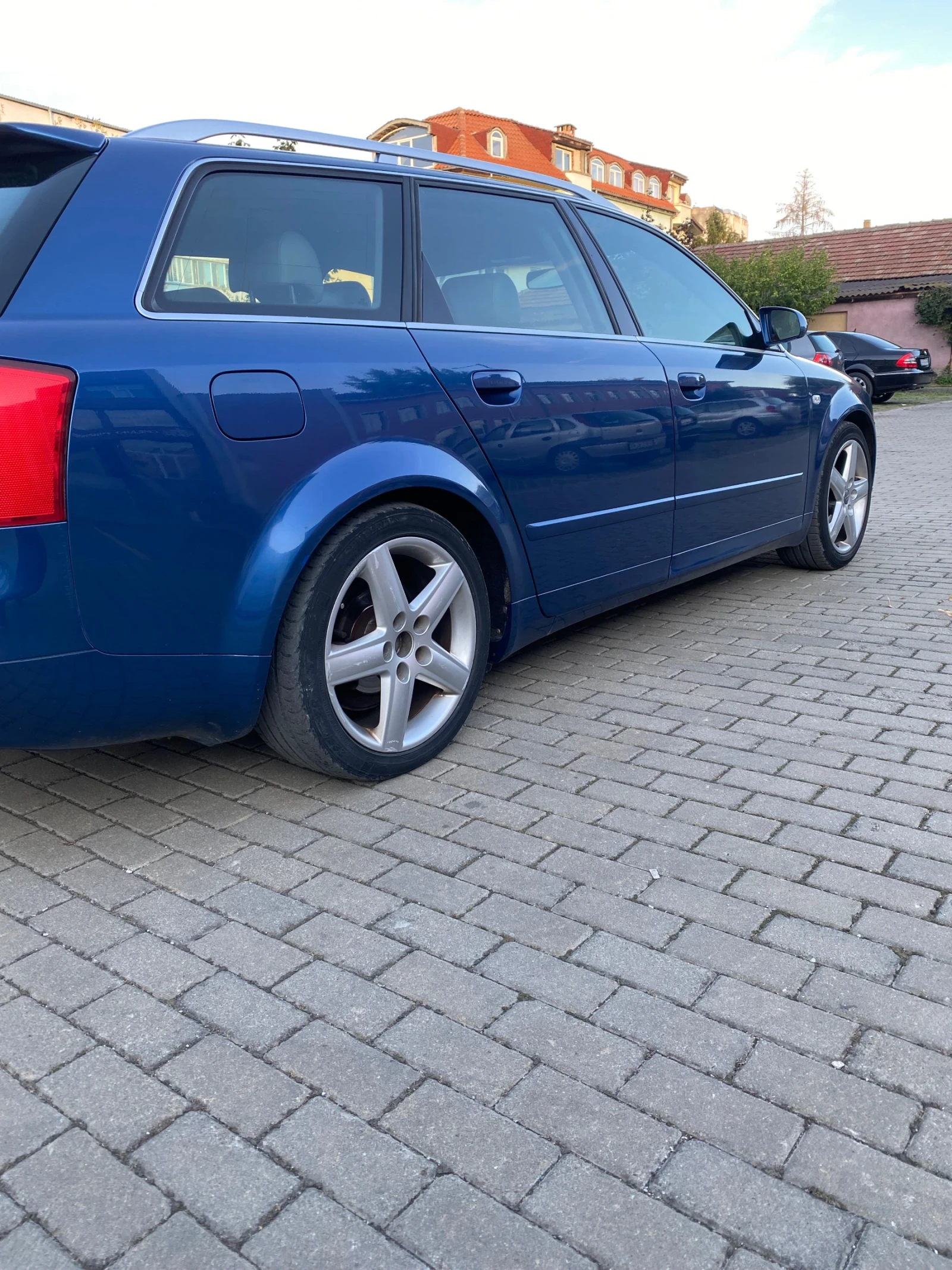 Audi A4  - изображение 5