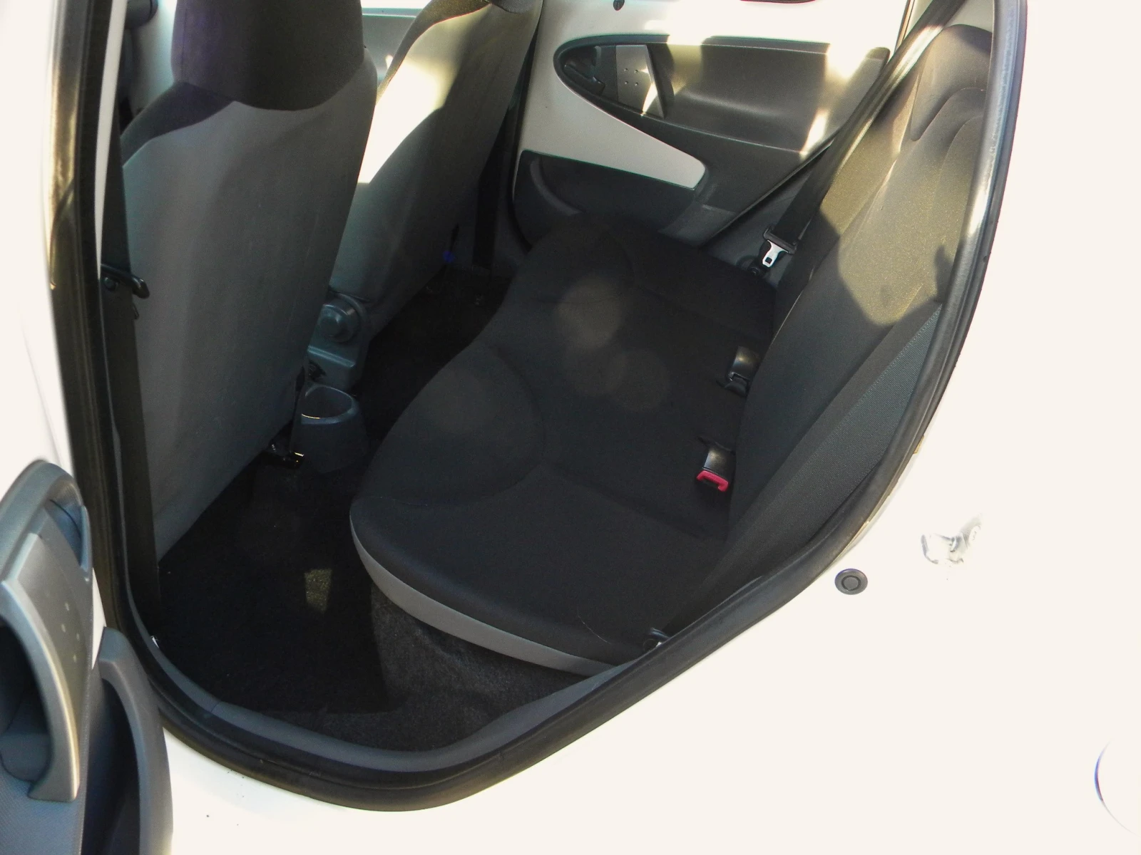 Toyota Aygo EURO5A* 1.0-NAVI-EURO5A*  - изображение 10