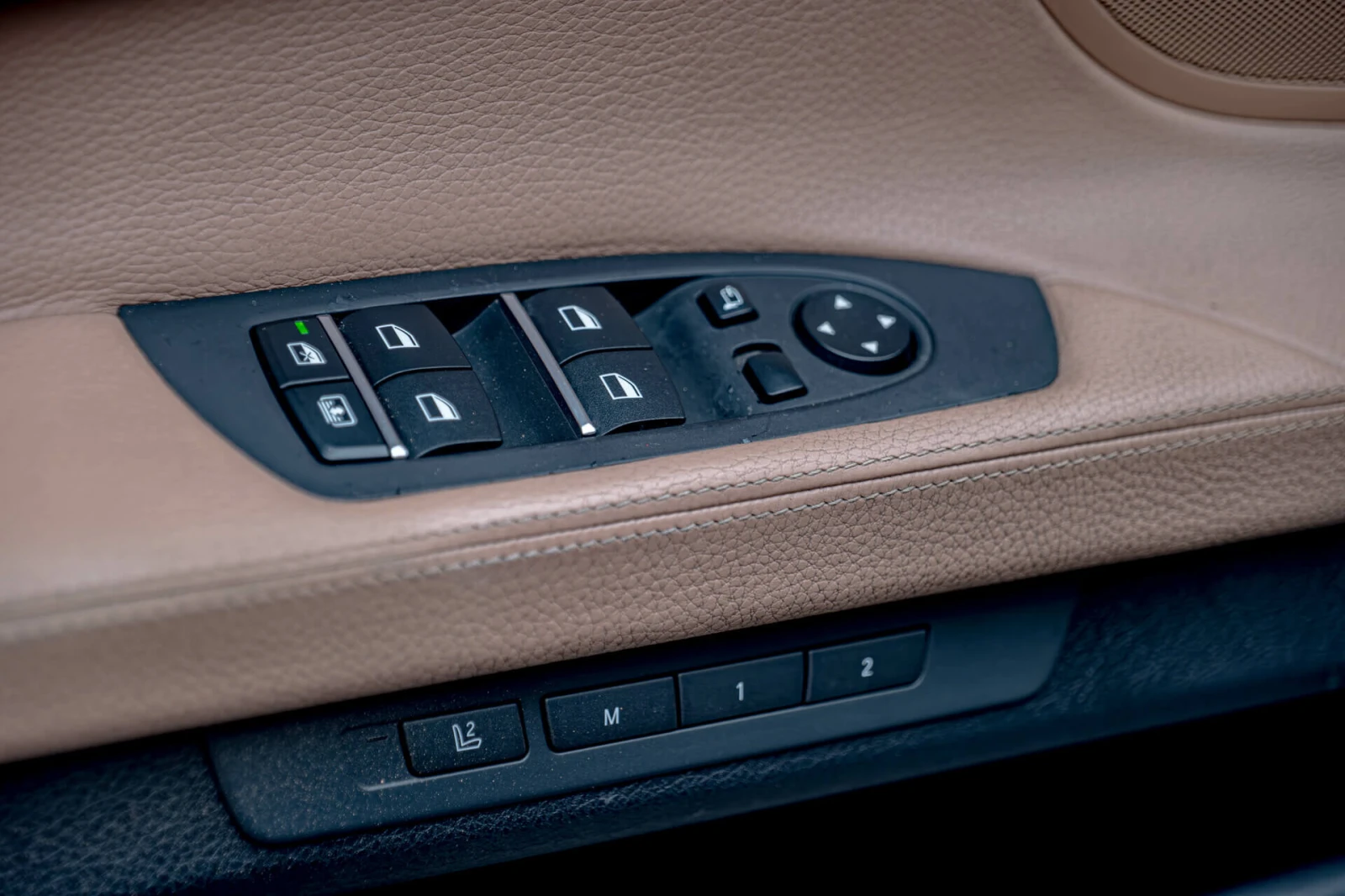BMW 730 Dynamic Xenon/PDC/Ambient/Bluetooth - изображение 6