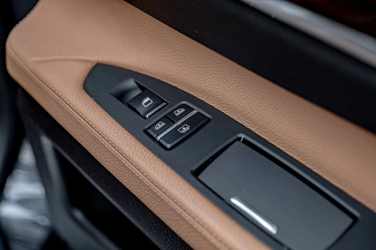BMW 730 Dynamic Xenon/PDC/Ambient/Bluetooth - изображение 8