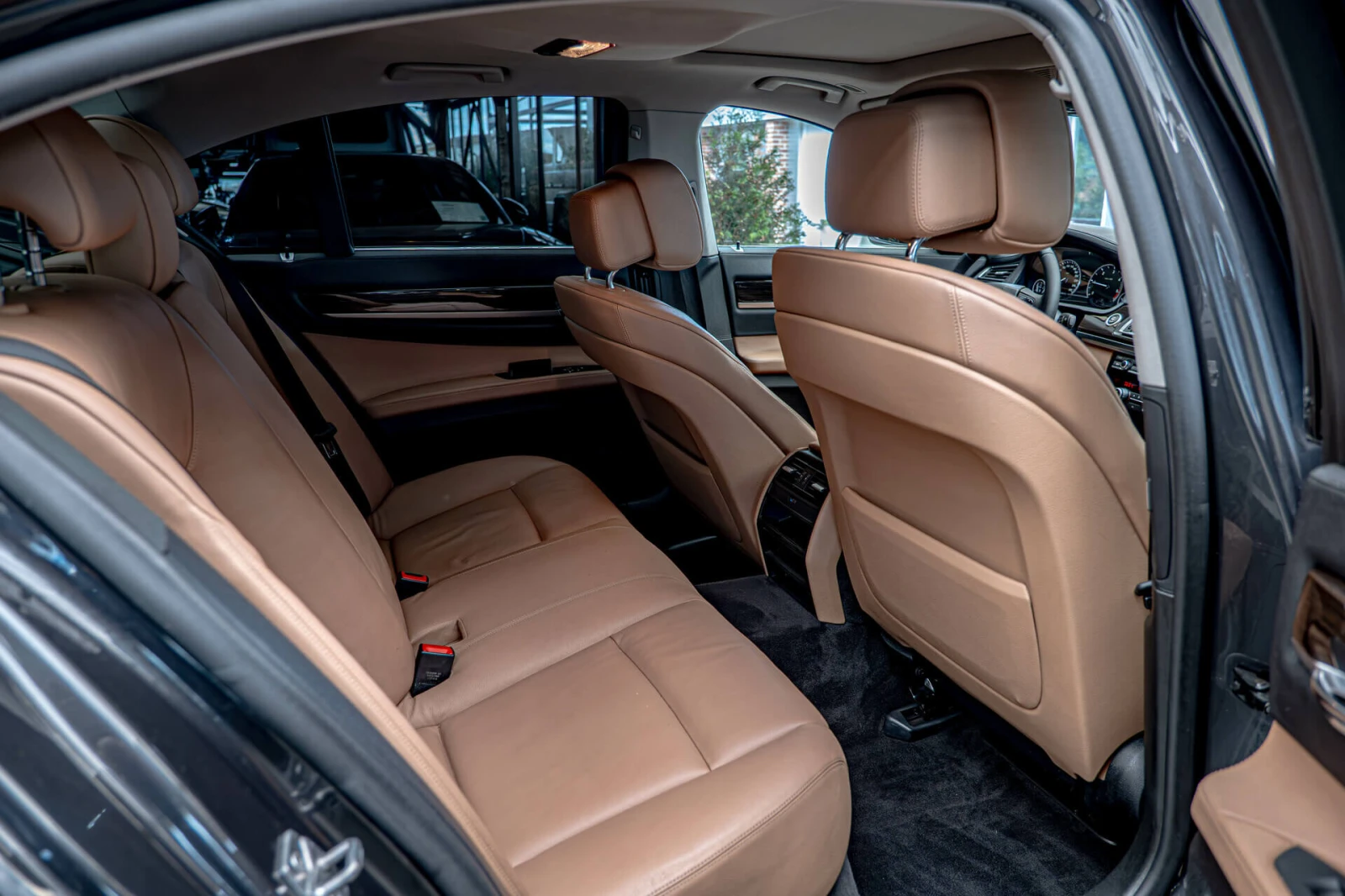 BMW 730 Dynamic Xenon/PDC/Ambient/Bluetooth - изображение 7