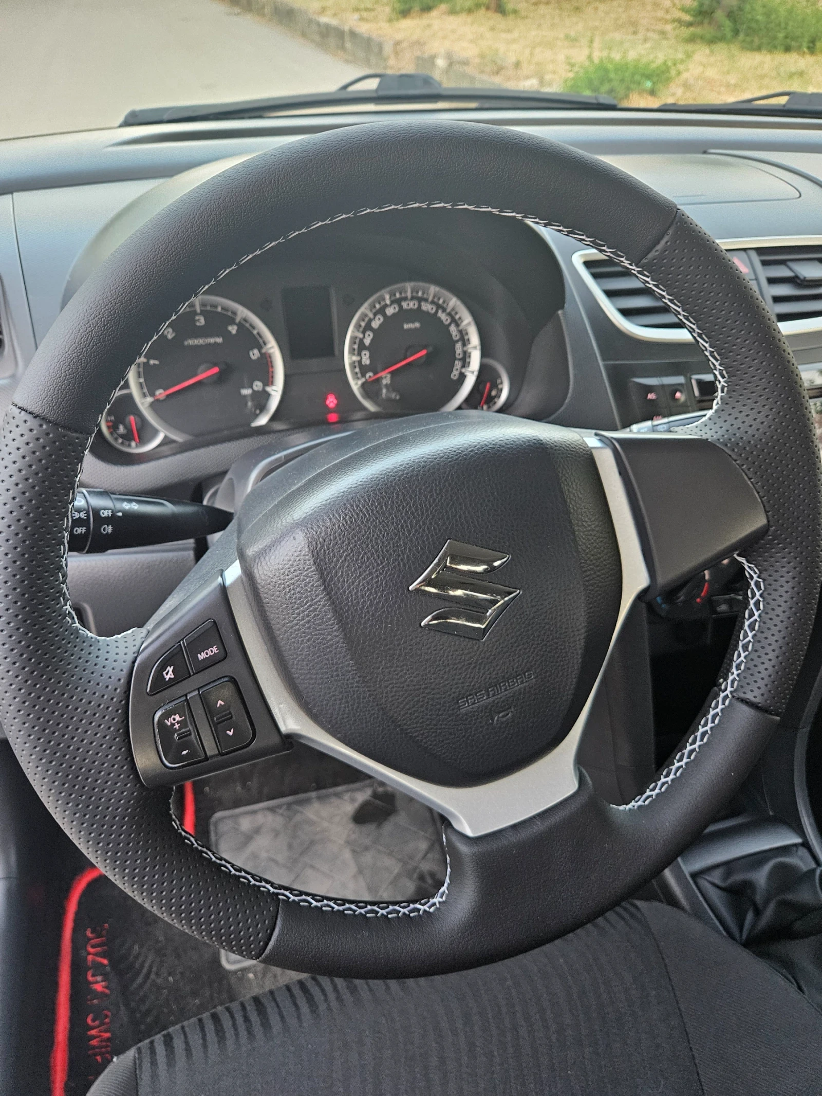 Suzuki Swift 1.3 DDiS - изображение 6