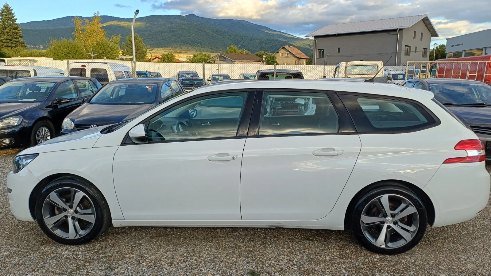 Peugeot 308 Euro 6B  | Mobile.bg   12