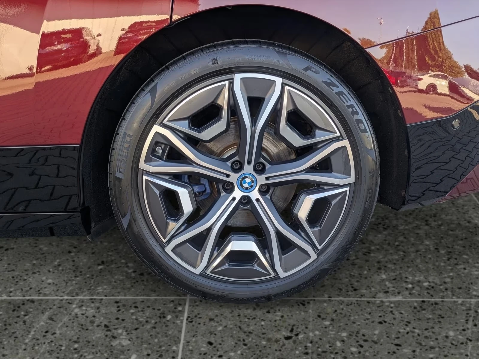 BMW iX 50 xDrive Sportpaket Air - изображение 10