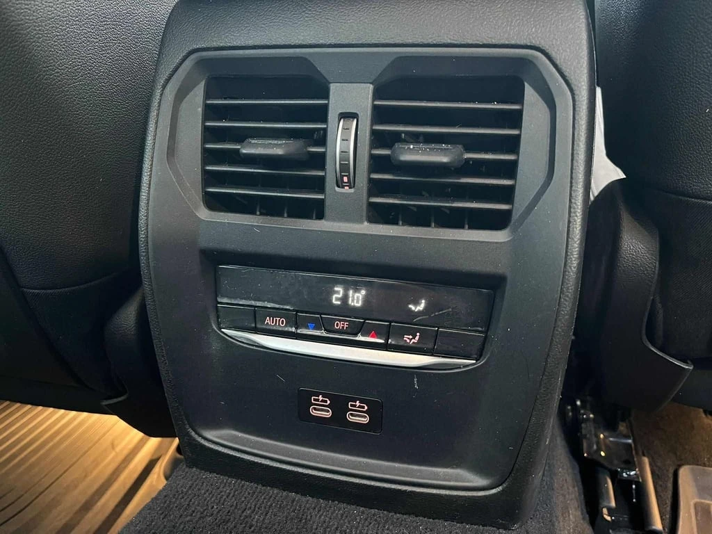 BMW 330 * xDrive * CARFAX *    | Mobile.bg   16