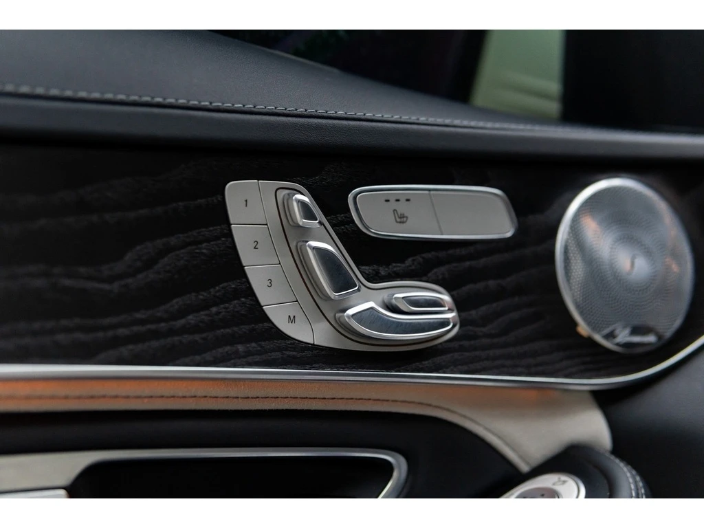 Mercedes-Benz C 63 AMG S* V8 Biturbo* PERFORMANCE EXHAUST* Keyless* PANO* | Mobile.bg � ����������� 17