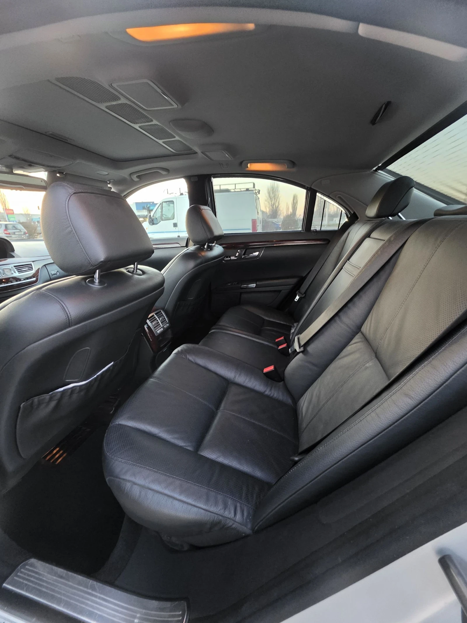 Mercedes-Benz S 350  - изображение 10