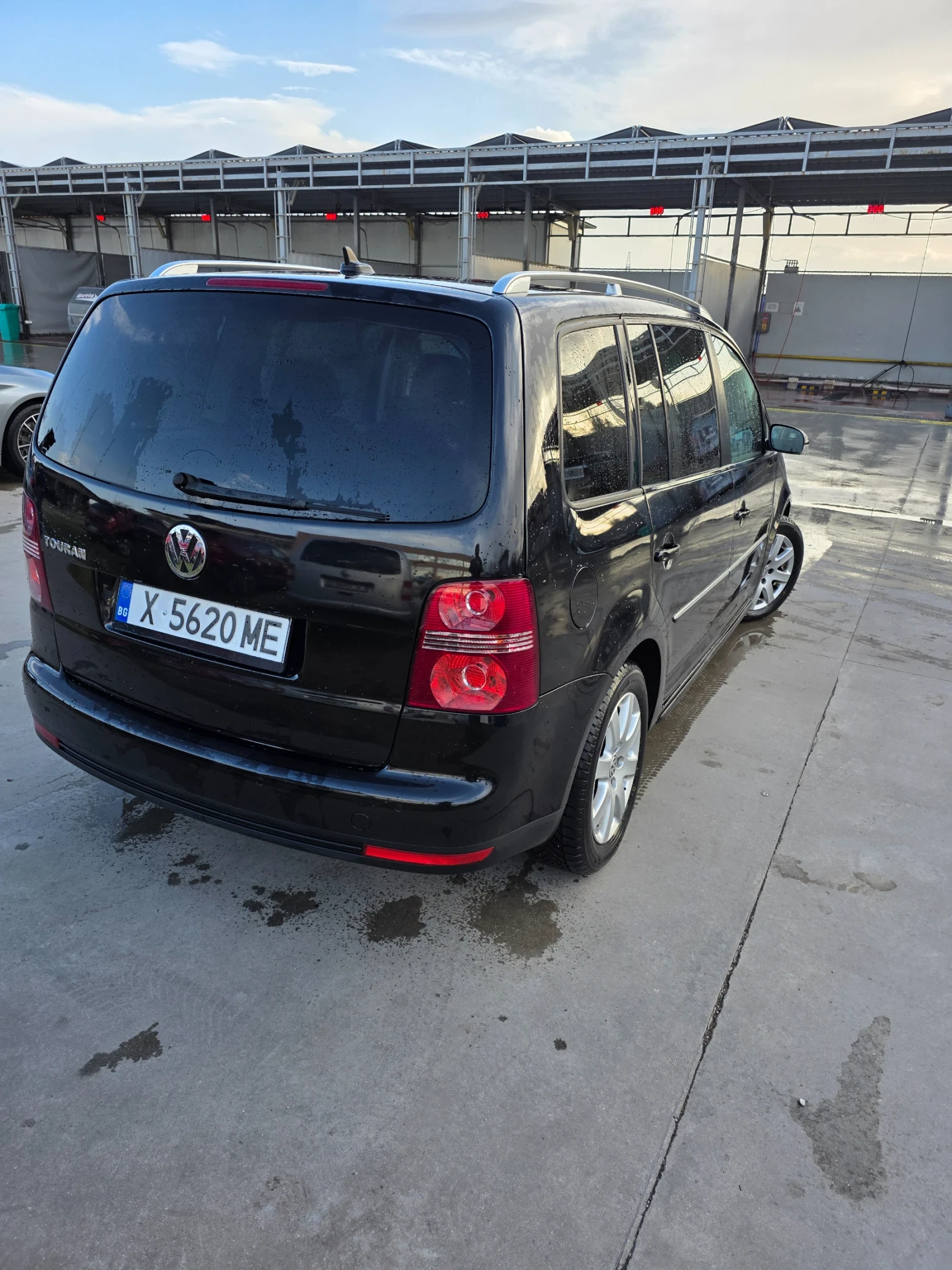 VW Touran 2.0 TDI BMM - изображение 3