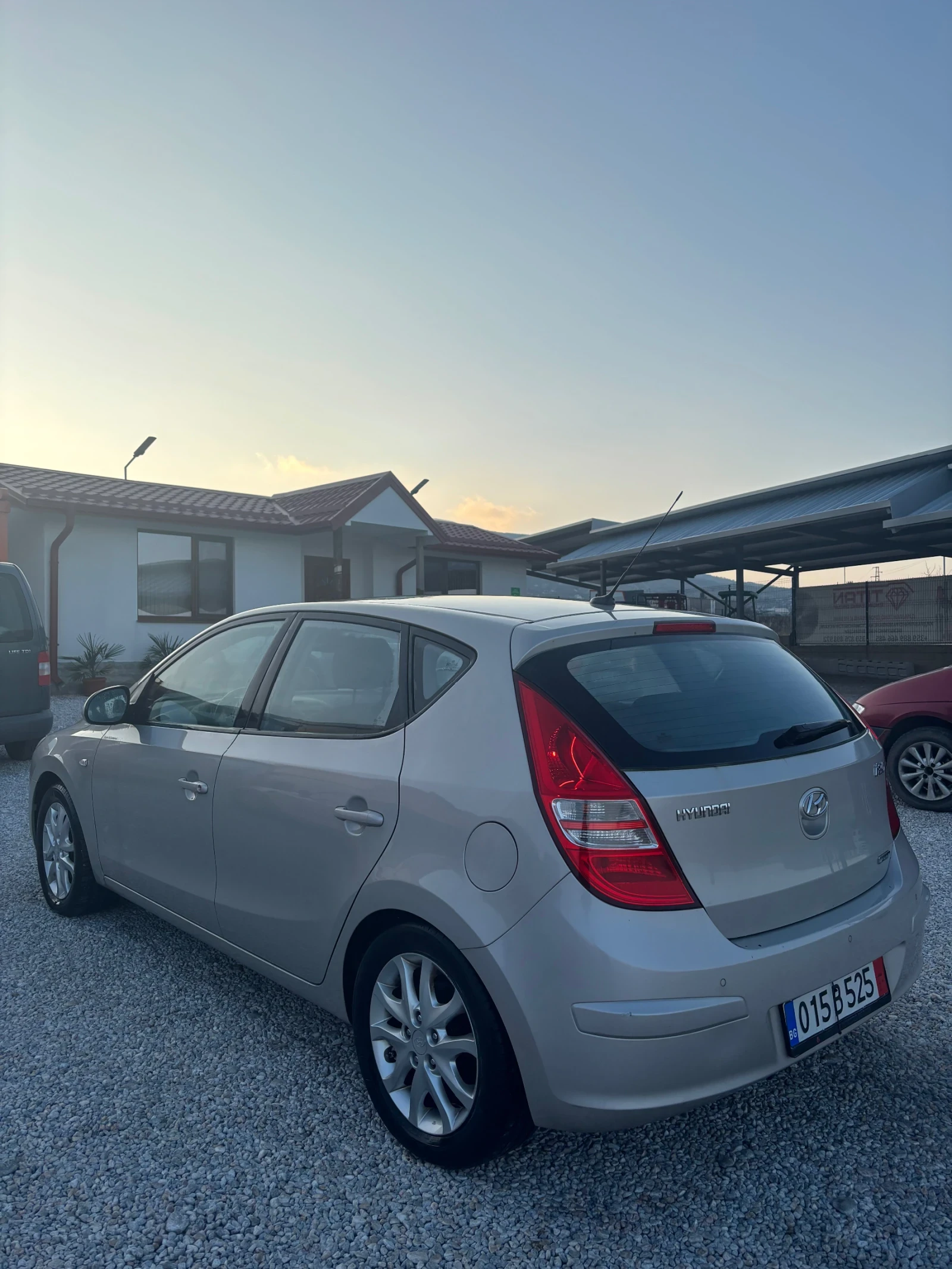 Hyundai I30 2.0 Бензин - изображение 7
