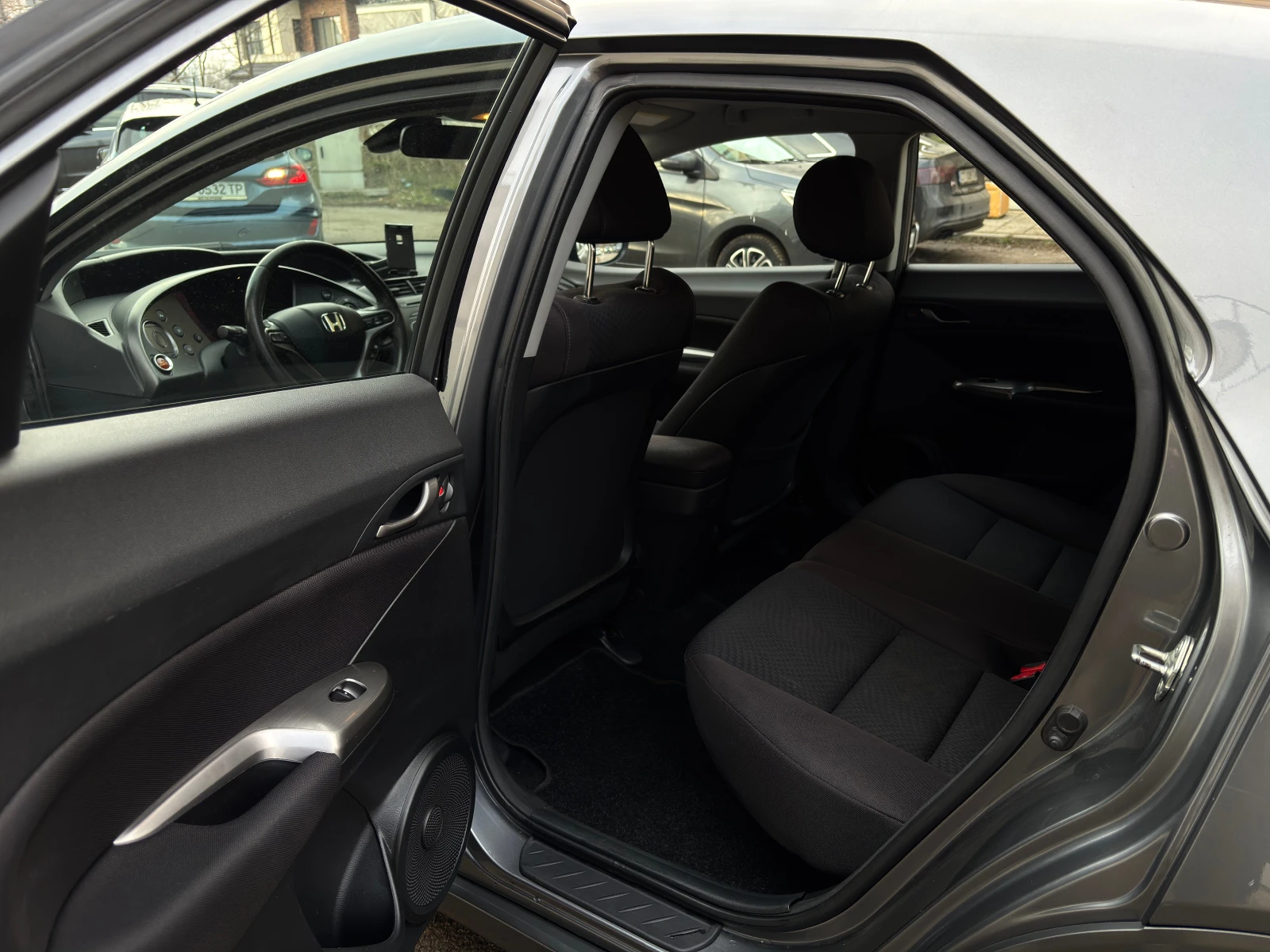 Honda Civic  2.2 i-CTDi - изображение 10