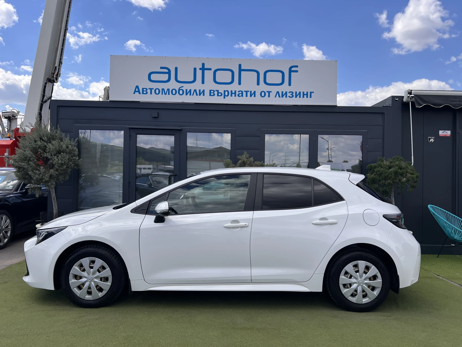 Toyota Corolla COMFORT/1.2D-4T/116k.c./6MT/ГАРАНЦИЯ, снимка 2 - Автомобили и джипове - 54414356