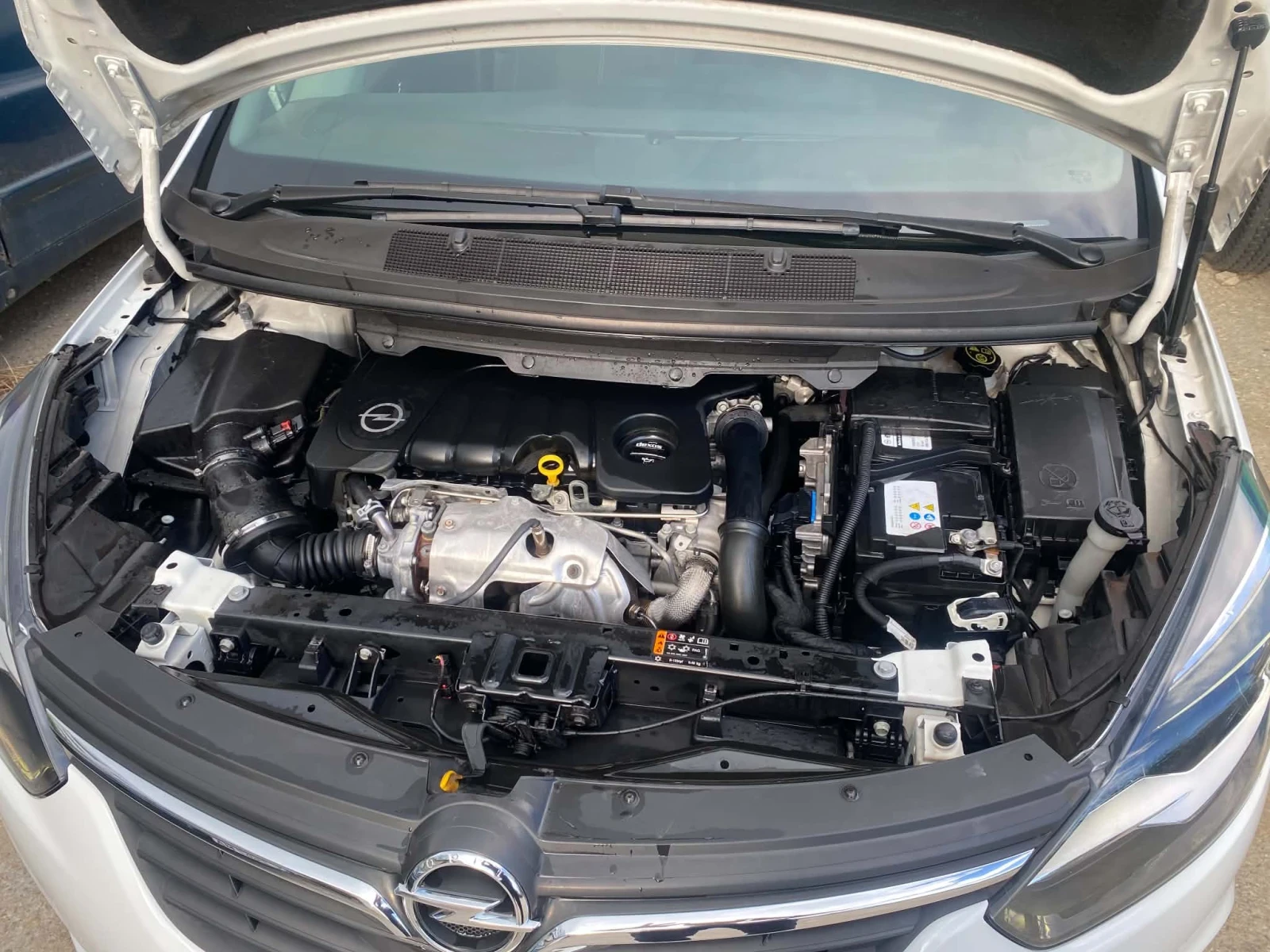 Opel Zafira 1.6 CDTI/ 6+ 1, снимка 3 - Автомобили и джипове - 54438499