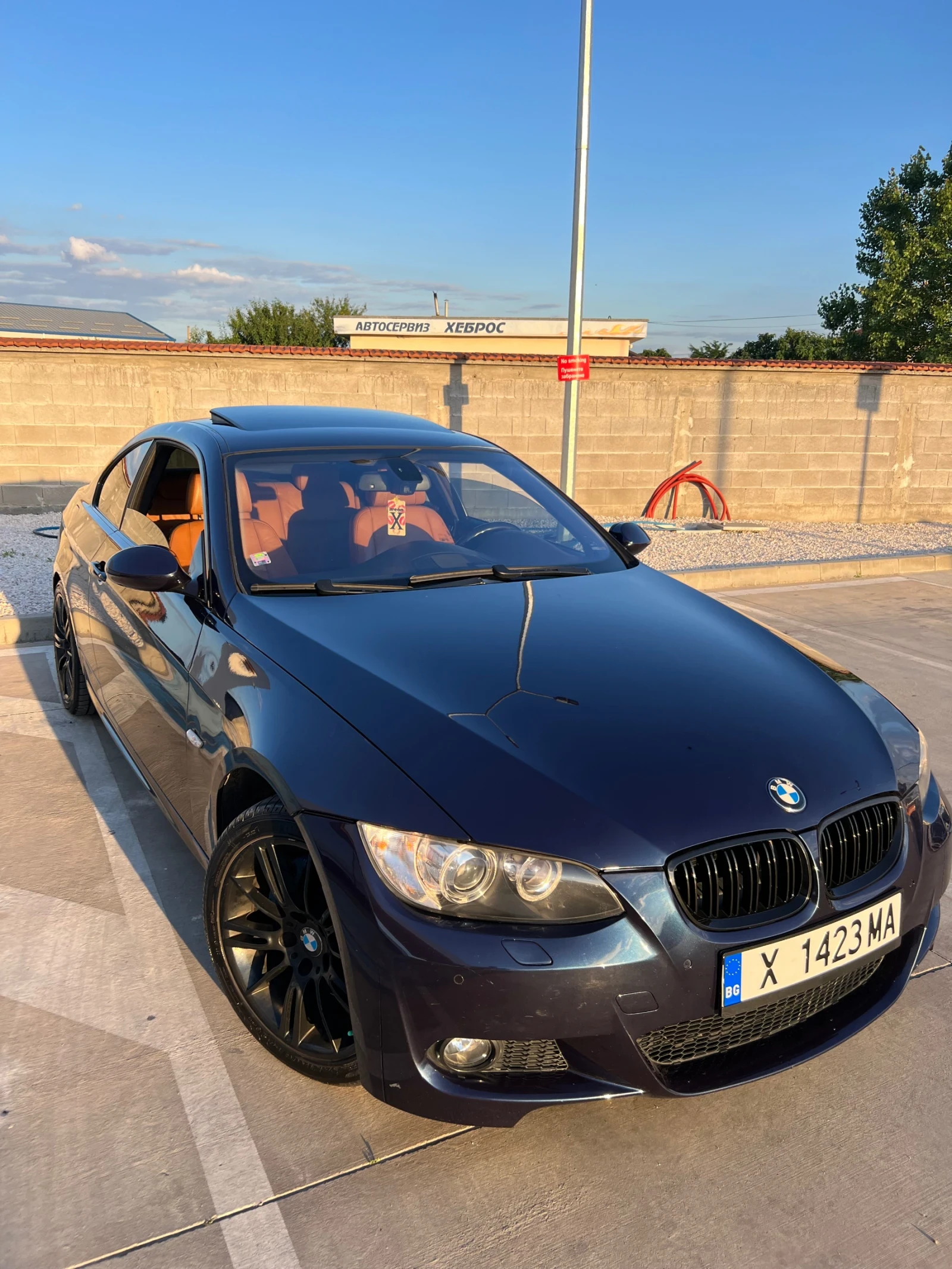 BMW 330