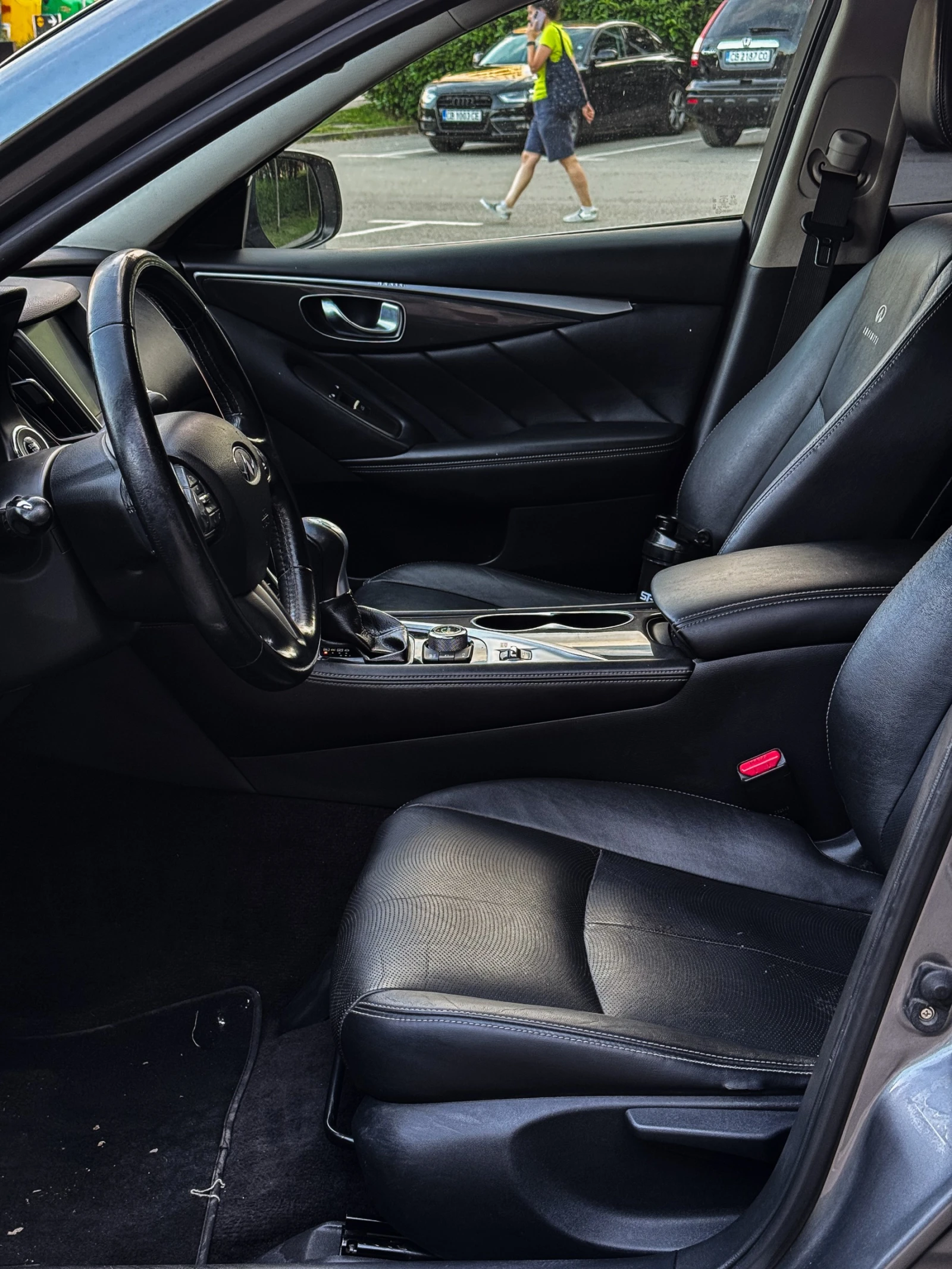 Infiniti Q50 2.2d 7G-Tronic, снимка 10 - Автомобили и джипове - 54970022