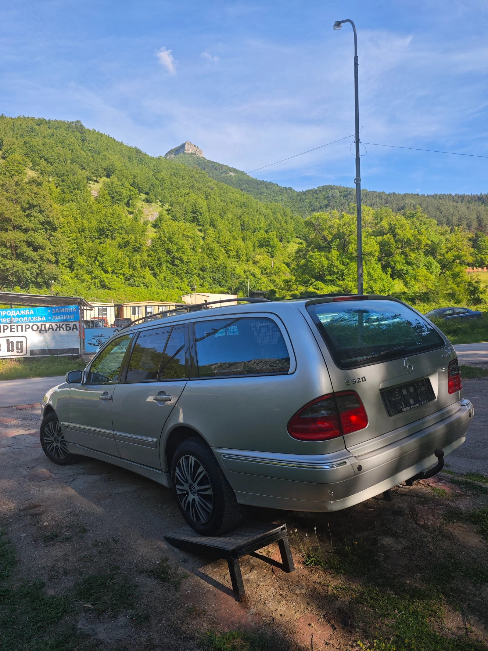 Mercedes-Benz E 320 3.2I 4MATIC, снимка 6 - Автомобили и джипове - 55089011
