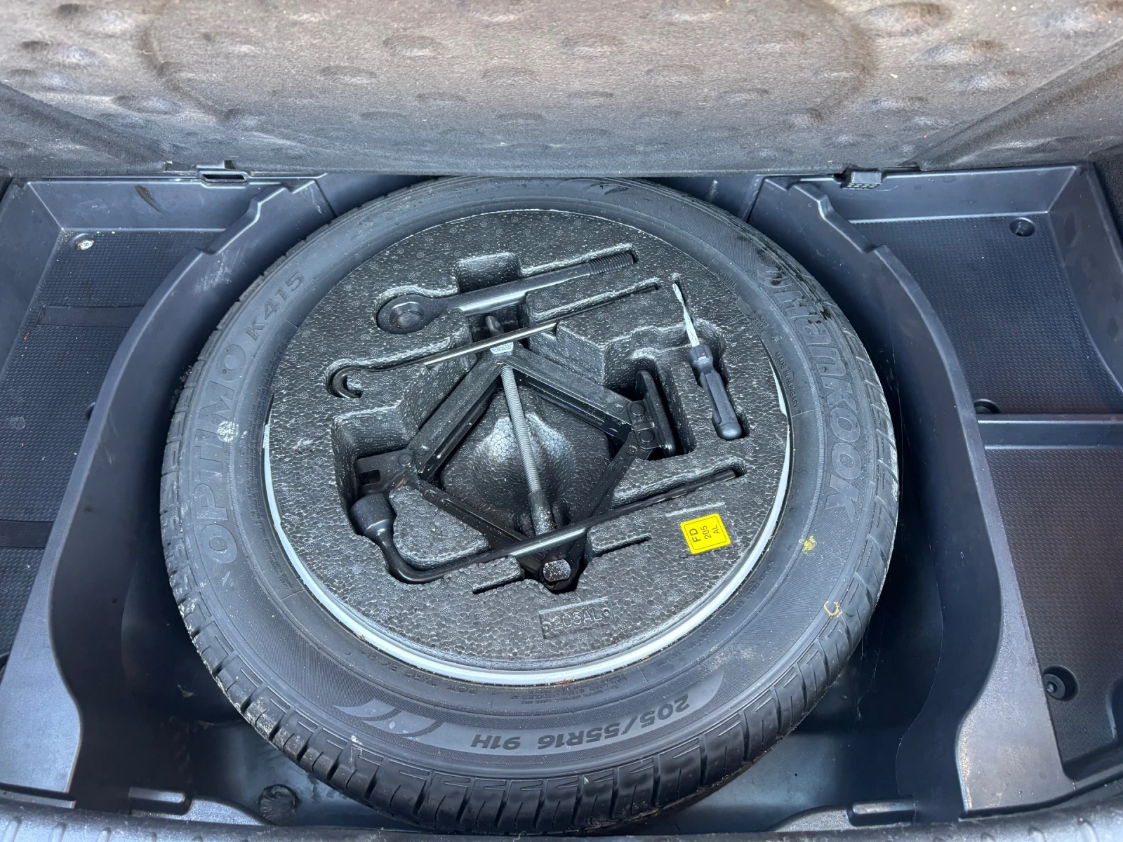Hyundai I30 1.4 Бензин , снимка 8 - Автомобили и джипове - 55206957