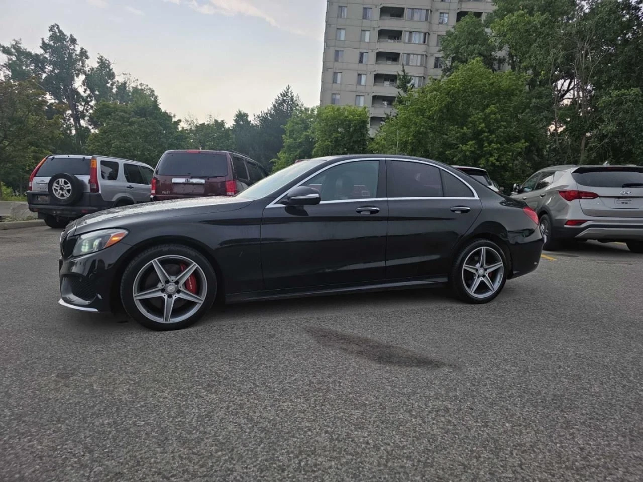 Mercedes-Benz C 300 AMG 4 Matic, снимка 3 - Автомобили и джипове - 55565353