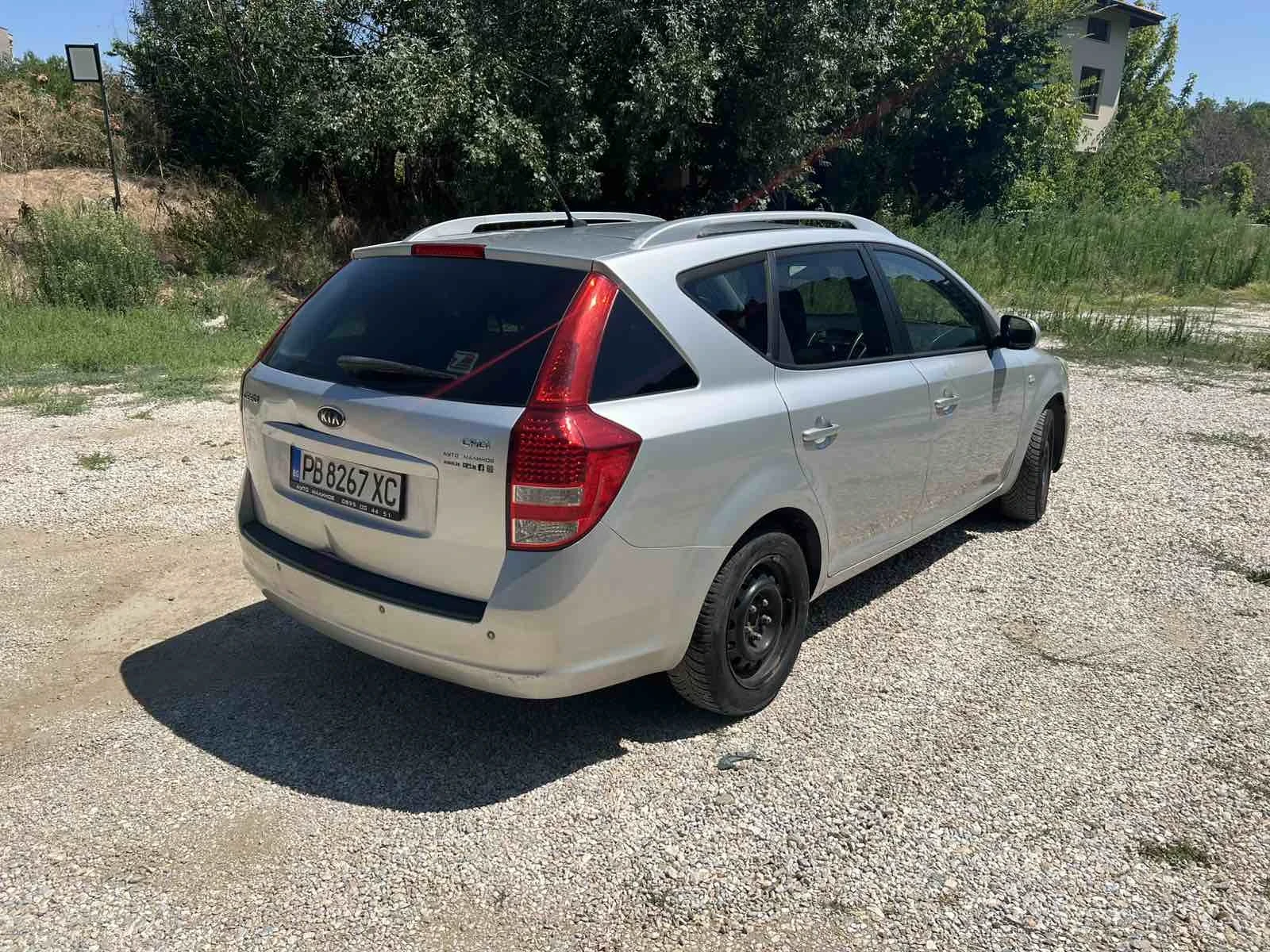Kia Ceed 1.6 Crdi Facelift  , снимка 3 - Автомобили и джипове - 55815959