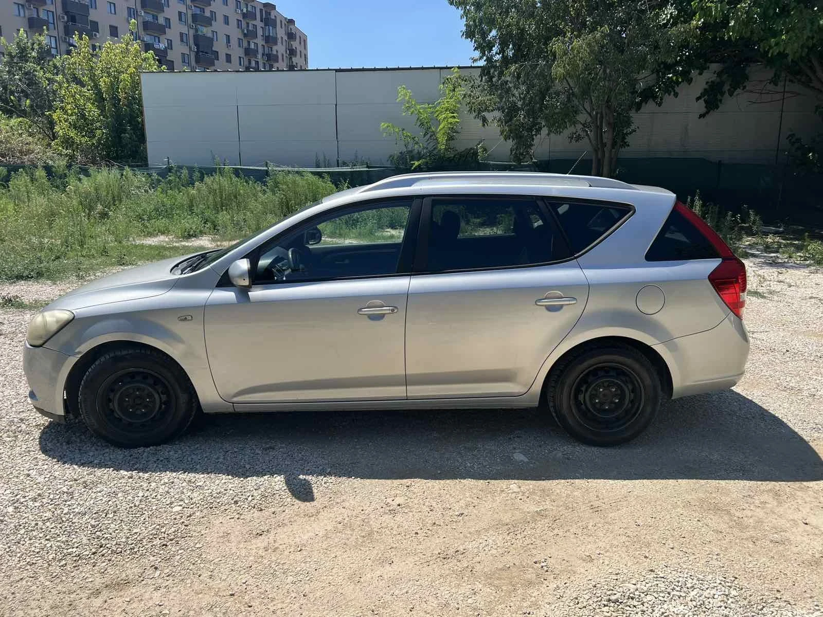 Kia Ceed 1.6 Crdi Facelift  , снимка 2 - Автомобили и джипове - 55815959