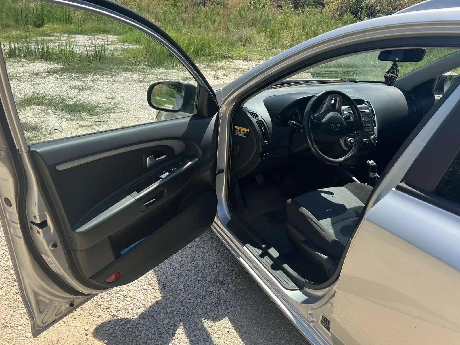 Kia Ceed 1.6 Crdi Facelift  , снимка 12 - Автомобили и джипове - 55815959