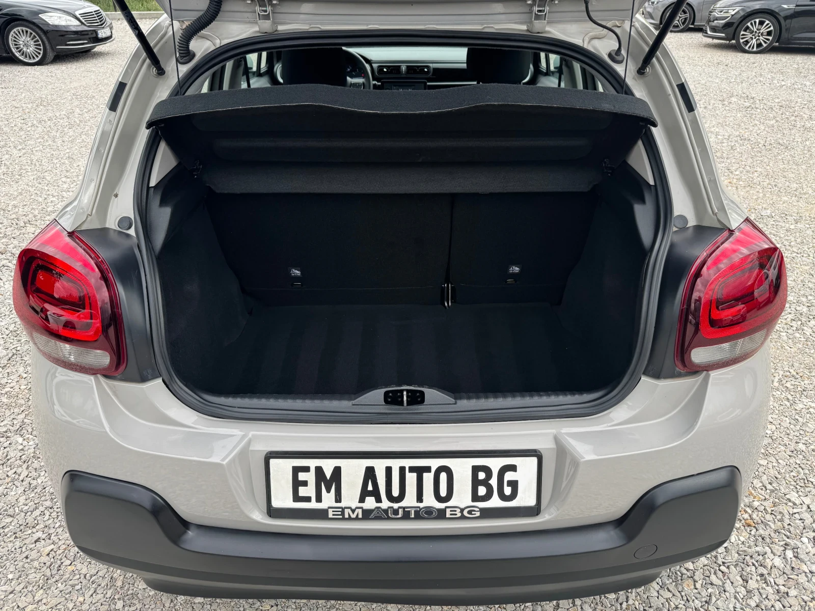Citroen C3 1.2 Puretech /СОБСТВЕН ЛИЗИНГ/, снимка 7 - Автомобили и джипове - 56441235