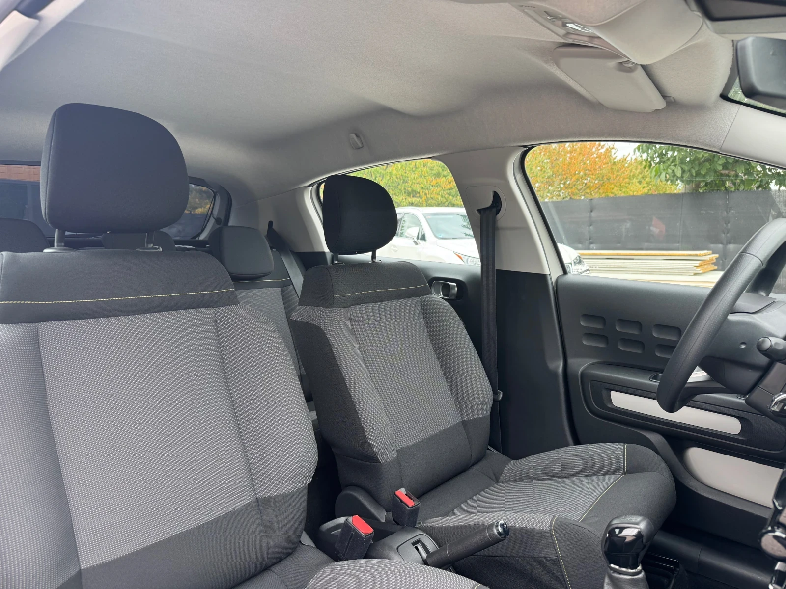 Citroen C3 1.2 Puretech /СОБСТВЕН ЛИЗИНГ/, снимка 15 - Автомобили и джипове - 56441235