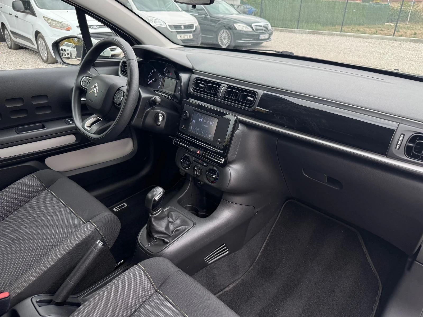 Citroen C3 1.2 Puretech /СОБСТВЕН ЛИЗИНГ/, снимка 14 - Автомобили и джипове - 56441235