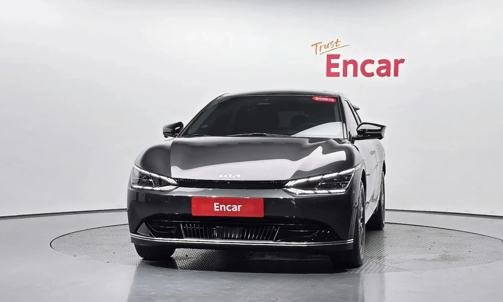 Kia EV6, снимка 2 - Автомобили и джипове - 56615628