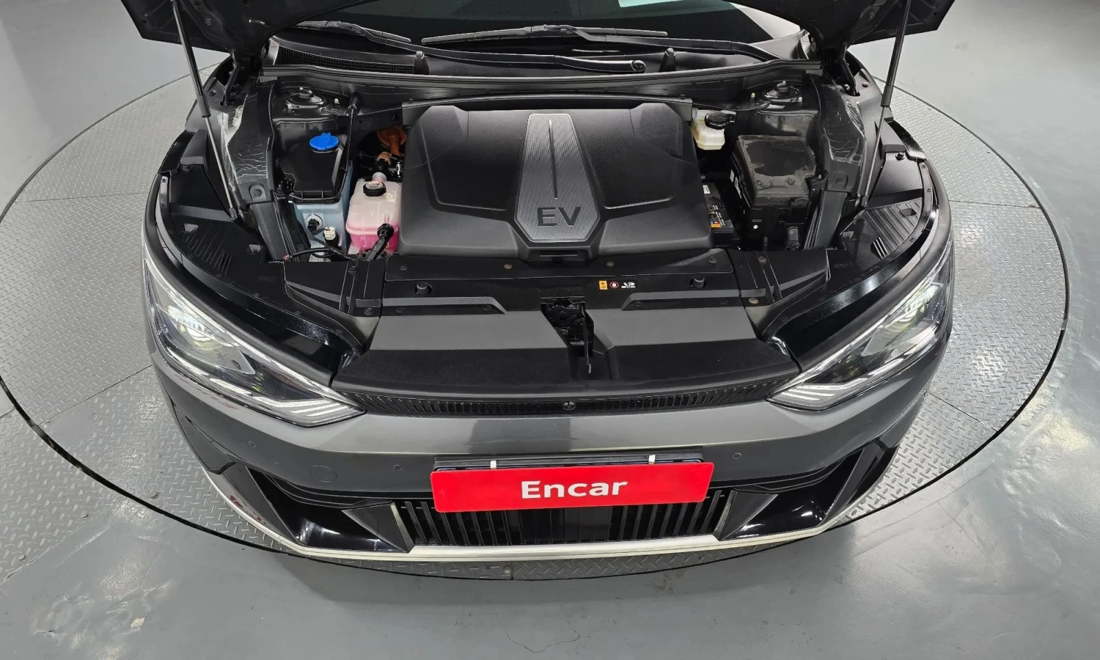 Kia EV6, снимка 10 - Автомобили и джипове - 56615628